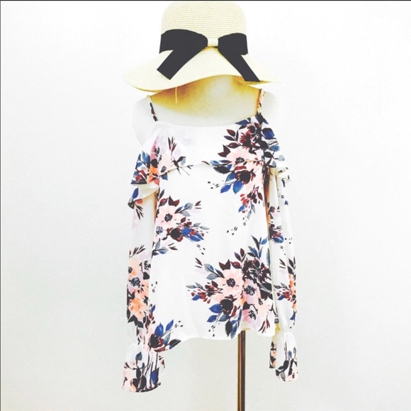 Floral top (small only) - Picture 3 of 3